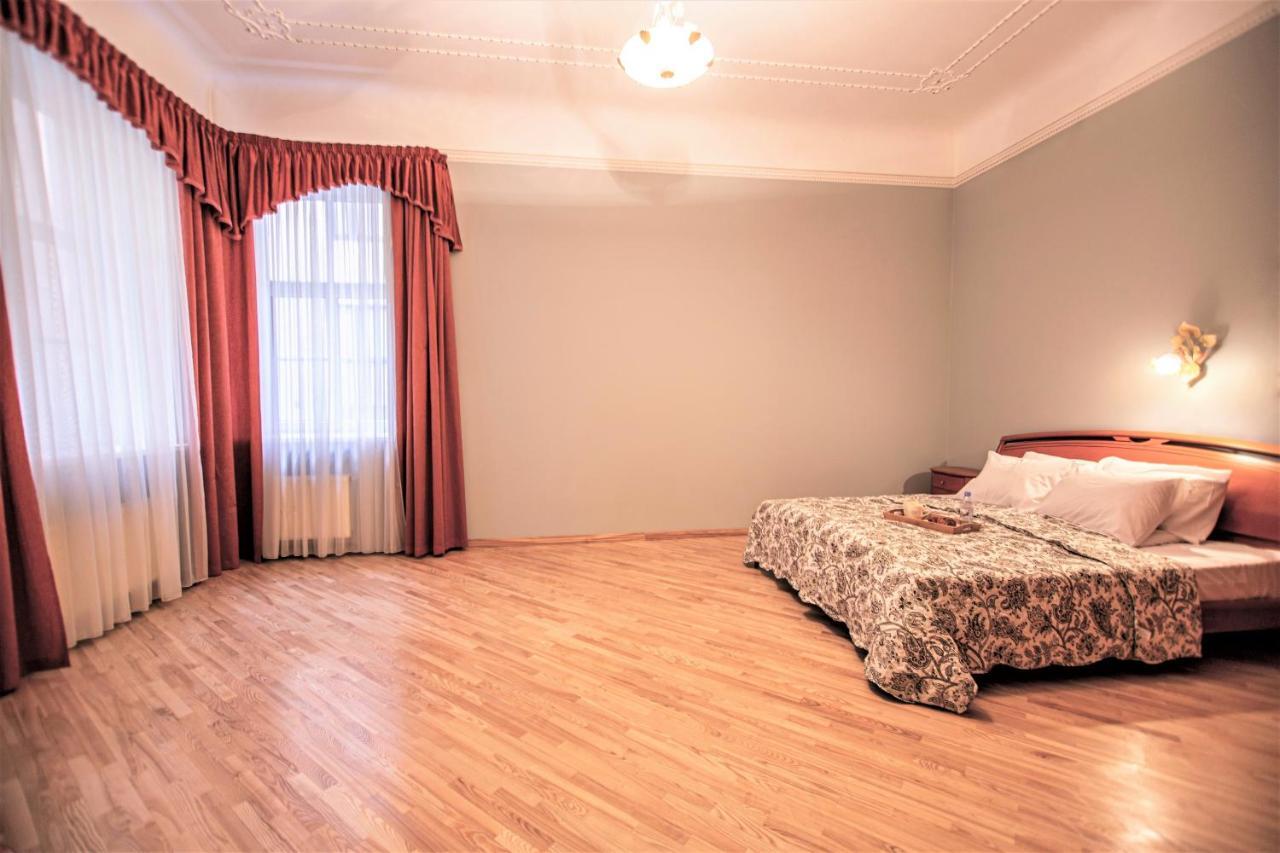 Winwinstay Art Nouveau Apartment Riga Bagian luar foto