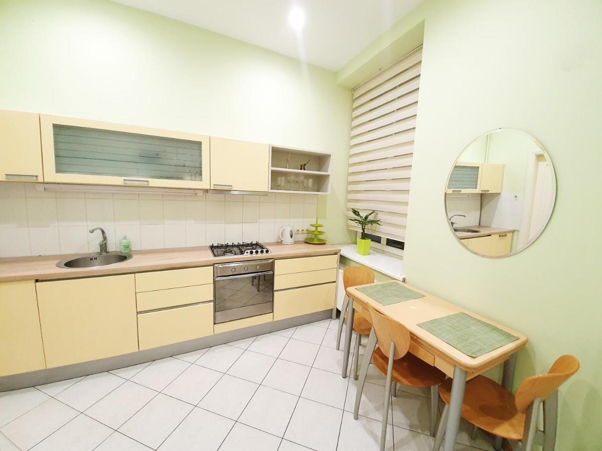 Winwinstay Art Nouveau Apartment Riga Bagian luar foto